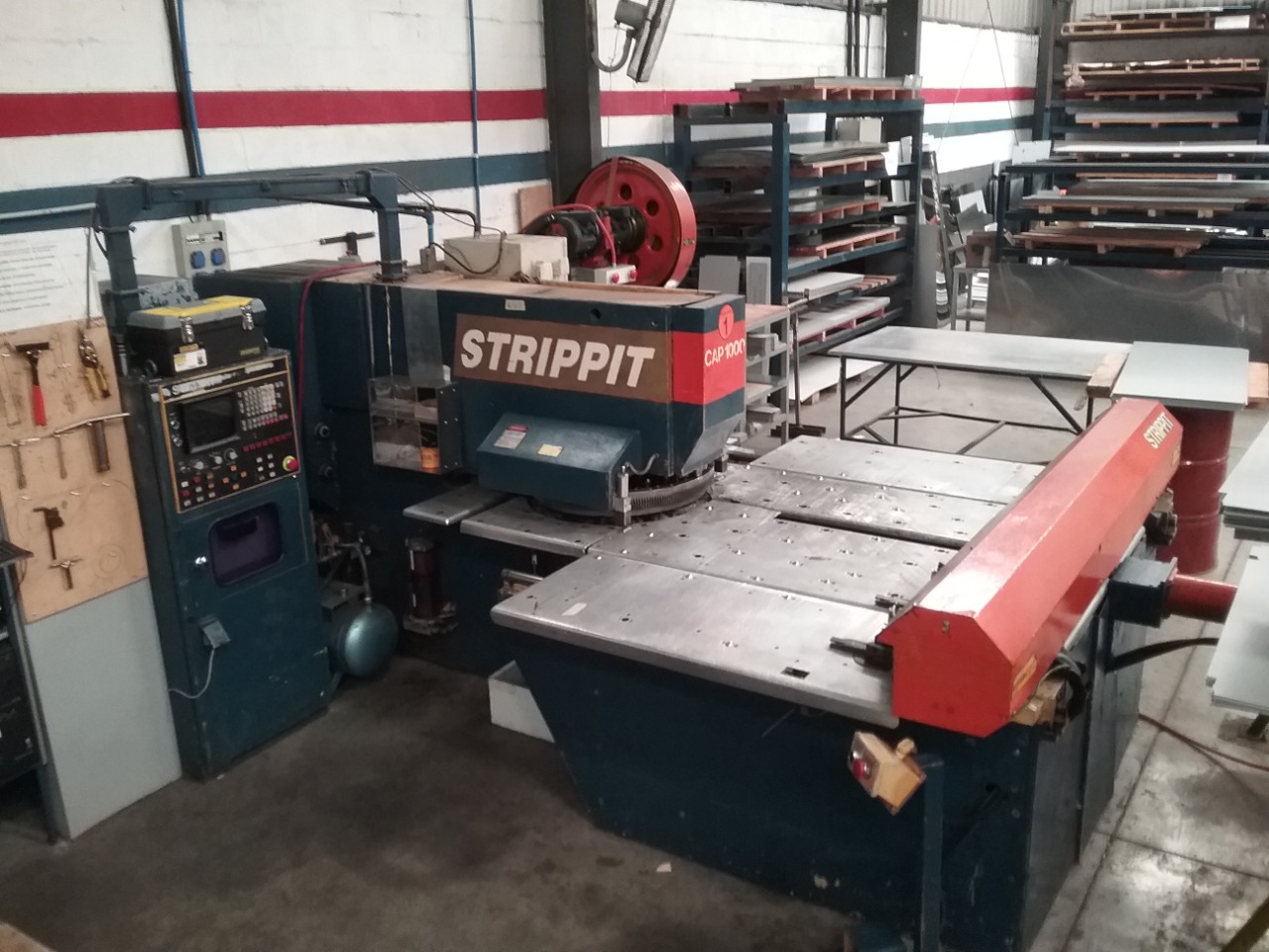 Punzondora CNC