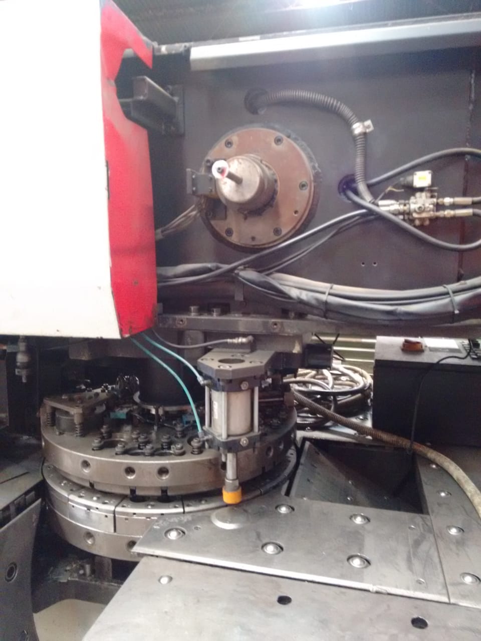 Punzonadora CNC