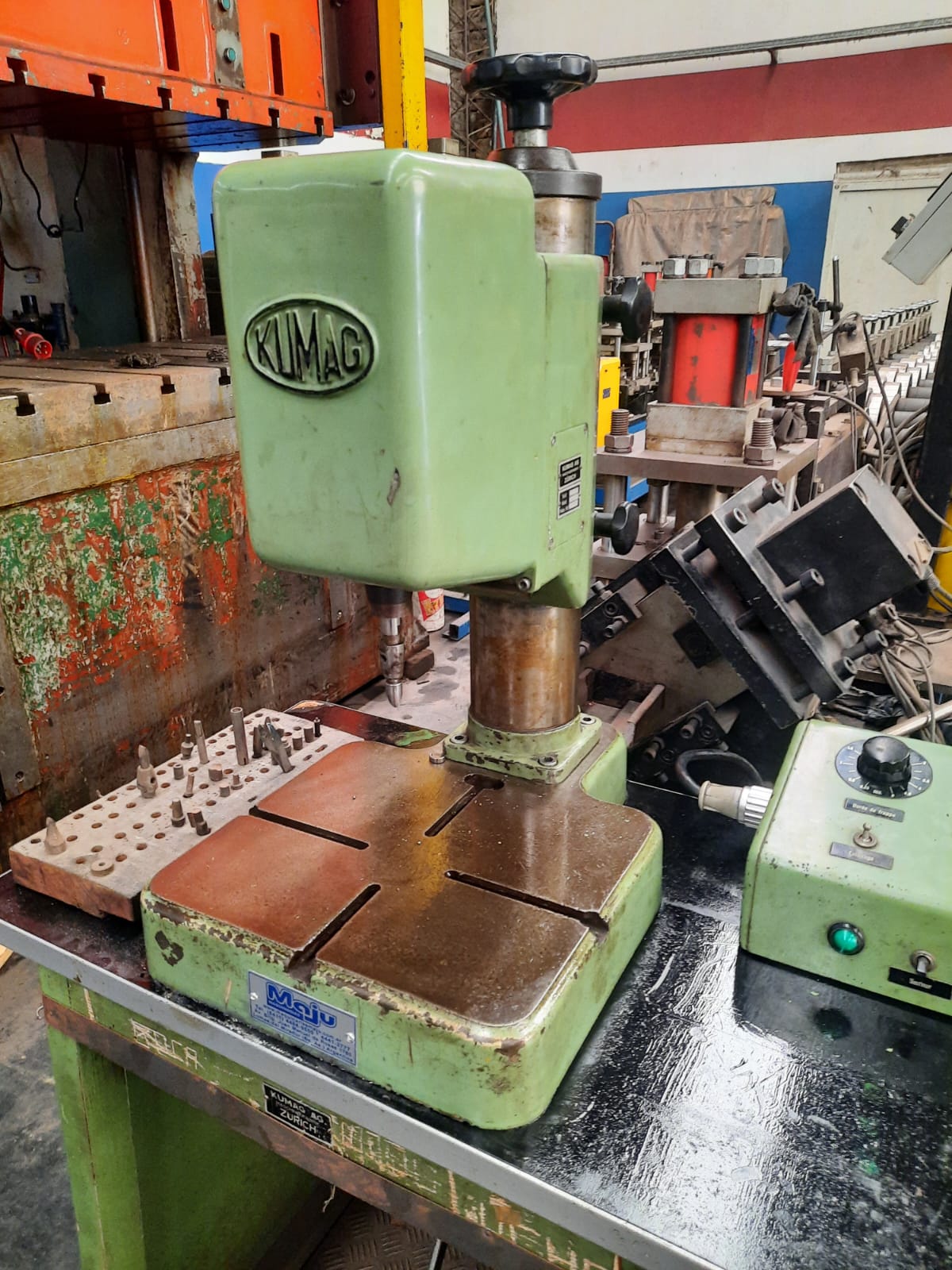 Remachadora
